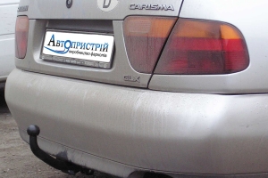 ������  MITSUBISHI CARISMA 