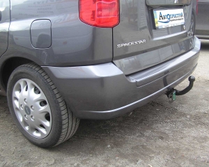������  MITSUBISHI SPACE STAR 