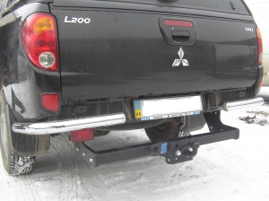 ������ MITSUBISHI L-200 