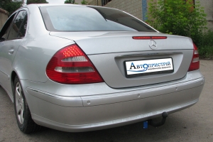 ������  Mercedes E-Classe  W 211